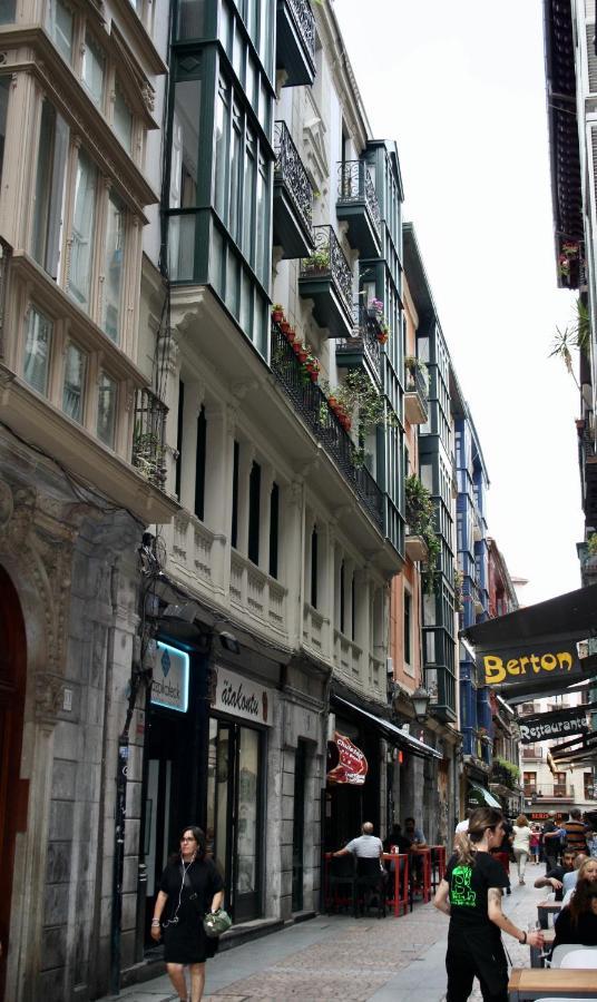 Casual Mardones Hotel Bilbao Kültér fotó The former home of the London Vegetarian and Raw Food Society, 101 Monmouth Street, Covent Garden, London